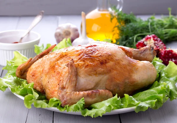 Homemade roasted chicken for festive dinner. — Stock Photo, Image