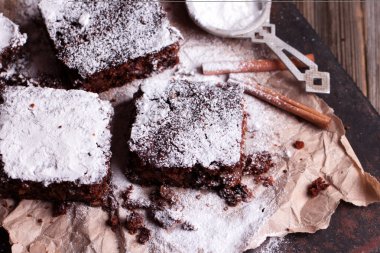 Noel çikolatalı kek.