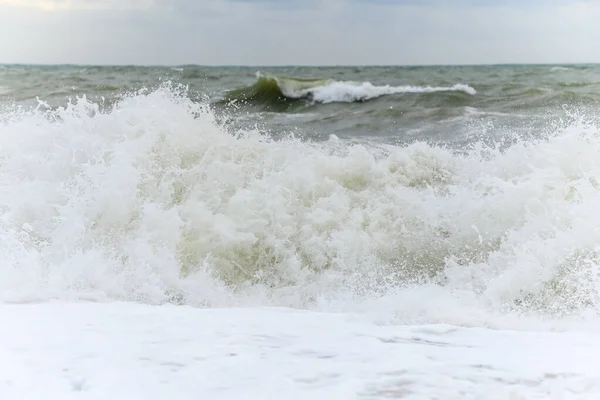 Vågor Som Bryter Stranden Utkanten Atlanten Nära Sables Olonne Frankrike — Stockfoto