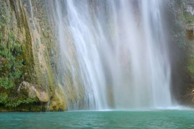 Fransa 'nın güneyinde, Var' da Sillan şelalesi