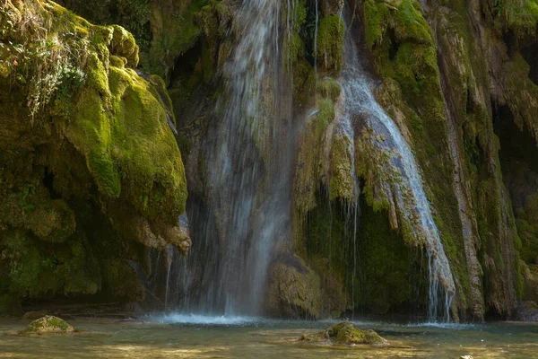 Cascada Toba Cerca Arbois Cascada Cristalina Poderosa Cascada —  Fotos de Stock