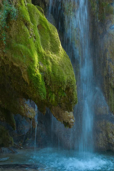Cachoeira Tufa Perto Arbois Cachoeira Cristalina Poderosa Cachoeira — Fotografia de Stock
