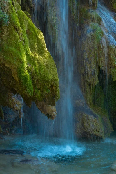 Cachoeira Tufa Perto Arbois Cachoeira Cristalina Poderosa Cachoeira — Fotografia de Stock