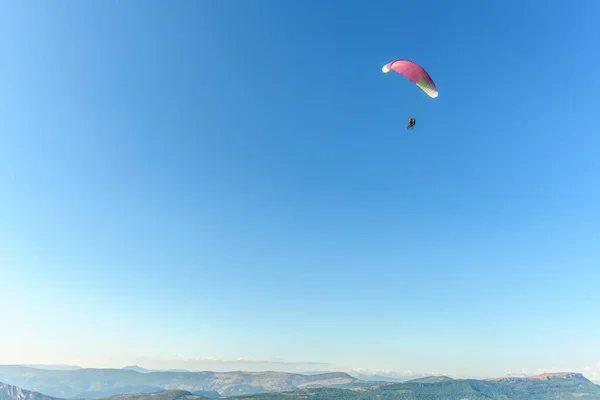 Paragliding Vlucht Lucht Bergen Drome Frankrijk — Stockfoto