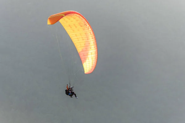 Paragliding Vlucht Lucht Bergen Drome Frankrijk — Stockfoto