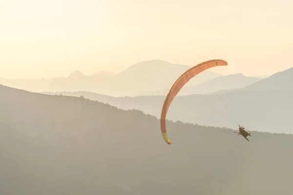 Let Paraglidingem Vzduchu Nad Horami Drome Francie — Stock fotografie