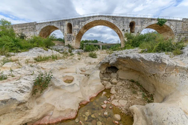 Ponte Julien Ponte Romana Sobre Rio Calavon Ponte Romana Luberon — Fotografia de Stock