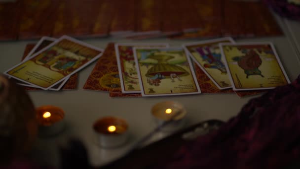 Cartes de tarot ou de la fortune dire — Video