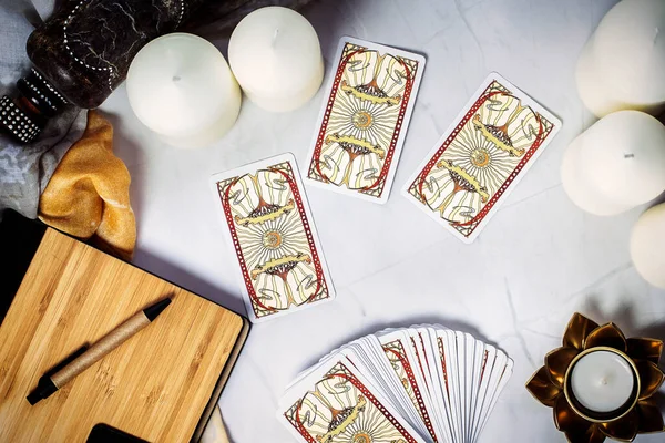 Карти Таро Столі Ворожки Майбутнє Читання Езотерична Концепція Магічні Ритуали — стокове фото