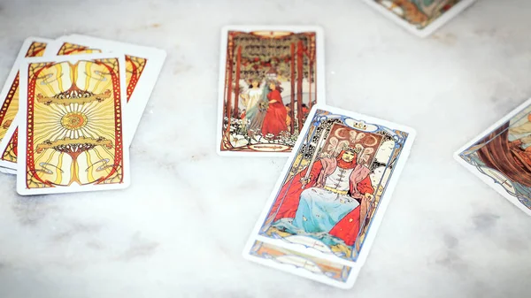Fondo de cartas del Tarot y concepto de adivinación de la fortuna. — Foto de Stock