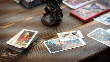 Masada tarot kartları, esrarengiz konsept, falcılık ve tahminler