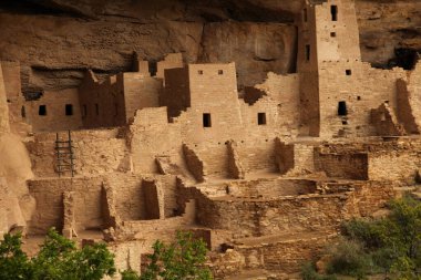 Mesa Verde Ulusal Parkı 'ndaki Cliff Palace, Colorado