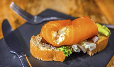 İspanyol pintxo veya Malamadre, montadito ve Bask Kont dan tapas