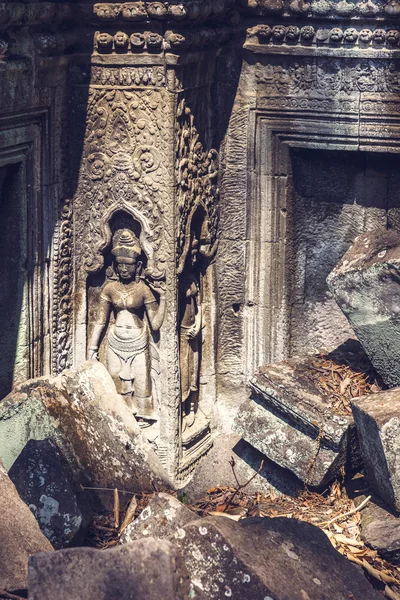 在柬埔寨的吴哥城的废墟 — 图库照片