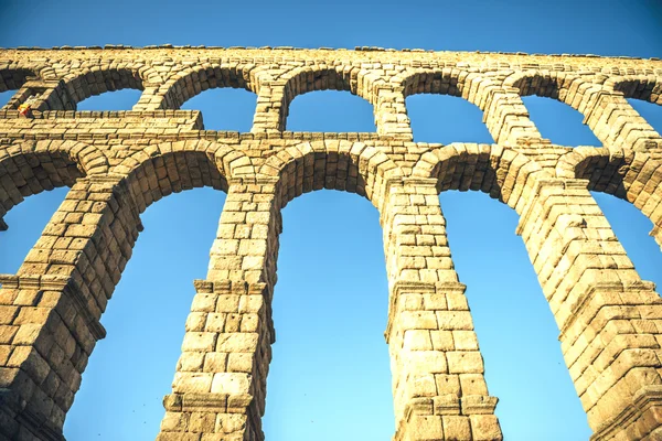 Segovia, İspanya ünlü antik su kemeri — Stok fotoğraf