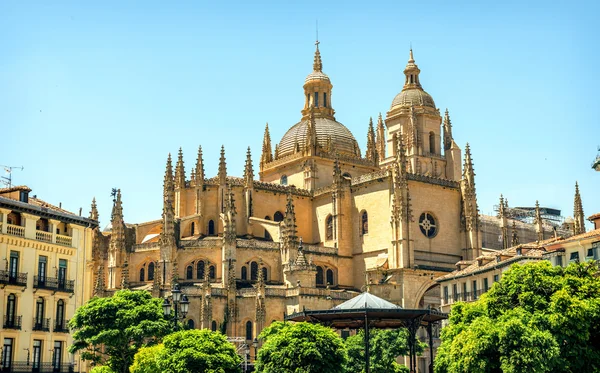 Segovi Roma Katolik dini kilisede Segovia Katedral olduğunu — Stok fotoğraf