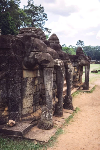 Angkor-Thom templom megtekintése, Siem reap, Kambodzsa — Stock Fotó