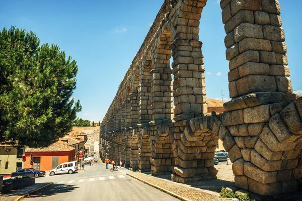 Slavný antický akvadukt v Segovii, Španělsko — Stock fotografie