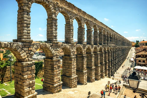 Il famoso acquedotto antico a Segovia, Spagna — Foto Stock