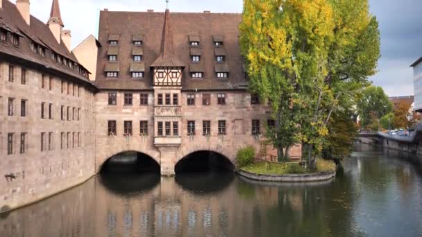 Nuremberg Germany October 2020 Heilig Geist Spital Осінній Сезон Nuremberg — стокове відео