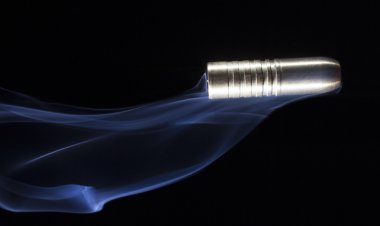 Kurşun ile duman underneath