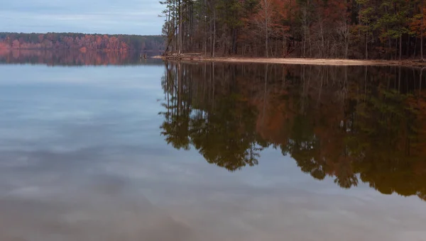 Fallende Küste Mit Spiegelung Jordan Lake North Carolina — Stockfoto