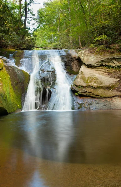 Wdowa Falls Stone Mountain State Park Północnej Karolinie — Zdjęcie stockowe