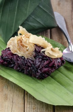 Yapışkan pirinç tatlı tepesi