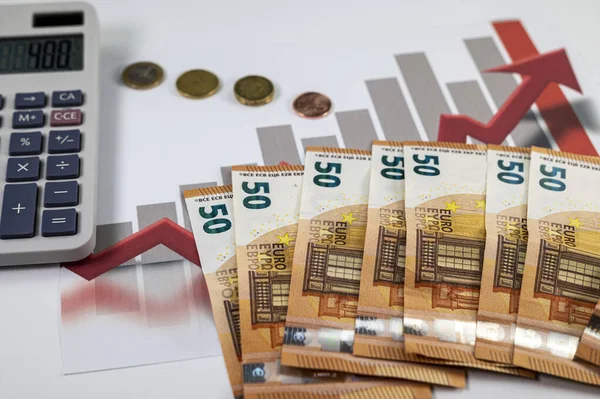 Євро Банкноти Монети Статистика Білому Тлі — стокове фото