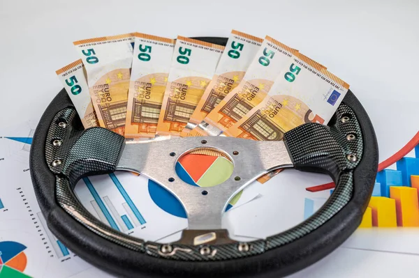 Sportstuur Met Eurobankbiljetten Met Statische Achtergrond — Stockfoto