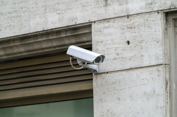 Caméra Vidéosurveillance Une Banque Dans Centre Ville — Photo