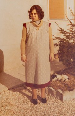 Terni, İtalya 08 Haziran 1980: 80 'lerde hamile bir kadının portresi