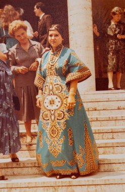 Terni, İtalya 12 Eylül 1980: 80 'lerin düğününe davet edilen portre