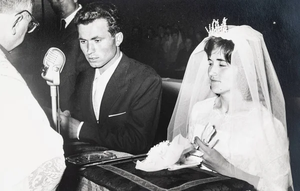 Terni Italy Október 1960 Portré Egy Évekbeli Esküvőről — Stock Fotó
