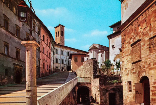 Spoleto Italy 1970 대마을 중심에 Spoleto Arroni Palace — 스톡 사진