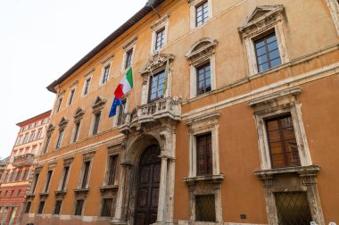 Perugia, İtalya 01 Mayıs 2021: Palazzo Donini rotası Pietro Vannucci Perugia 'nın merkezinde