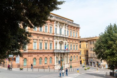 Perugia, İtalya 01 Mayıs 2021: Perugia 'da altı yabancı üniversite