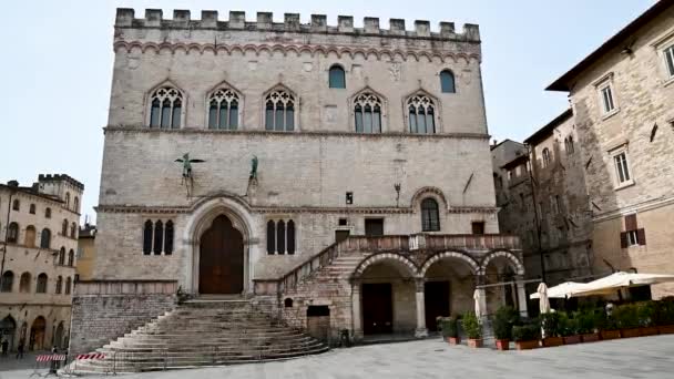 Palácio de priori na praça IV novembro no centro de perugia — Vídeo de Stock