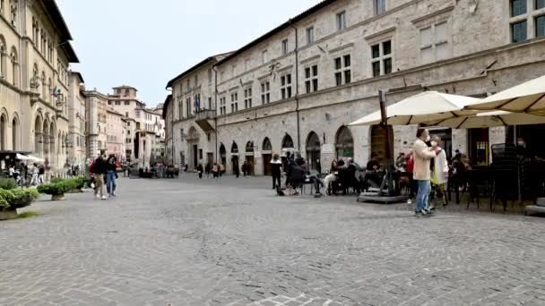 Lapso de tempo no quadrado Matteotti em perugia — Vídeo de Stock