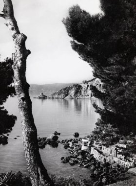 liguria, İtalya 13 Haziran 1960: Alassio plaj çiçeği riviera manzarası 1960 'larda