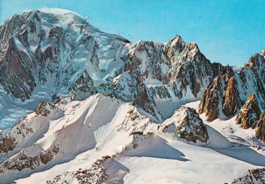 Alpi, İtalya 14 Aralık 1970: Monte bianco kar kaplı Alpler 70 'lerde