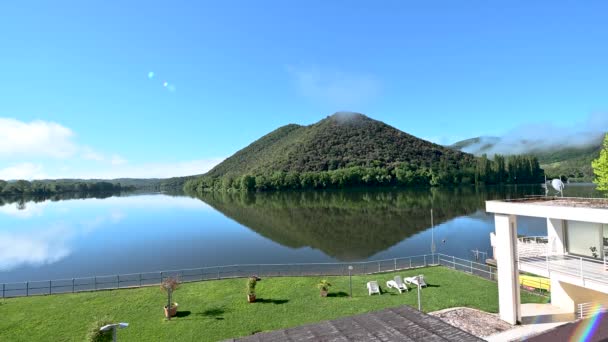 Lago Piediluco Con Isla Central Lugar Turístico Marmore Provincia Terni — Vídeo de stock