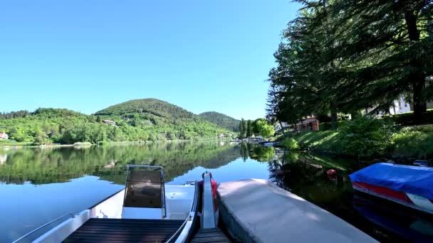 Lago Piediluco Con Isla Central Lugar Turístico Marmore Provincia Terni — Vídeo de stock