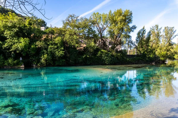 Mole Narni Lugar Baño Sofocante Caracterizado Por Agua Azul — Foto de Stock