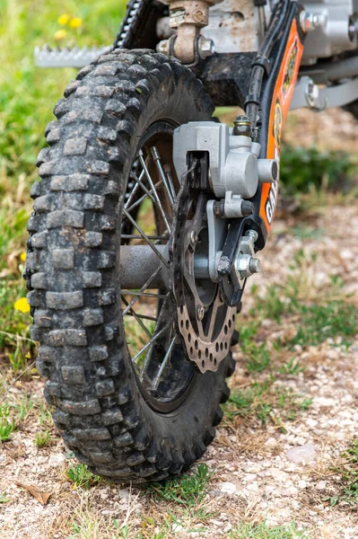 Terni Włochy Czerwiec 2021 Mini Detal Motocrossa Części Hamulcowej Tylnego — Zdjęcie stockowe