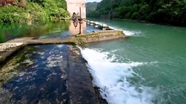 Narni 'li Stifone Umbrian vadilerinde ve Kara Nehirde