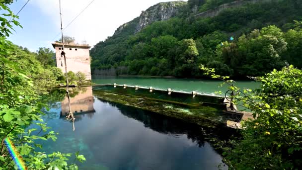 Stifone de Narni en los valles de Umbría y el río negro — Vídeos de Stock