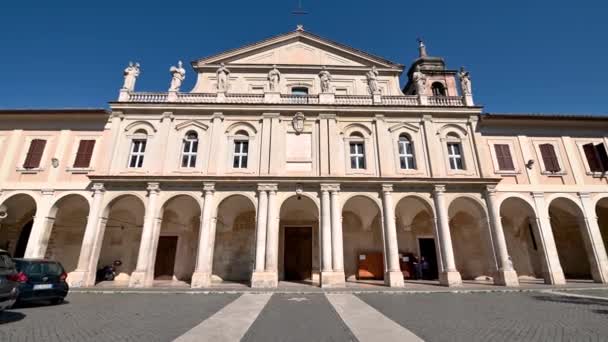 Kathedrale der Terni-Kirche im historischen Teil der Stadt — Stockvideo
