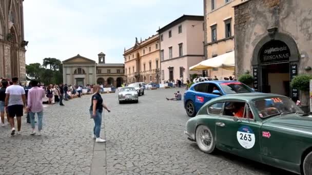 Orvieto Italie Juni 2021 Passage Van Mille Miglia Historische Auto — Stockvideo