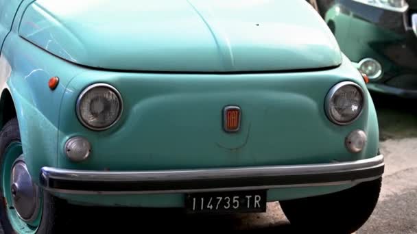 Terni Ιταλία Ιουνίου 2021 Fiat 500 Vintage Αυτοκίνητο Ιταλικής Μάρκας — Αρχείο Βίντεο